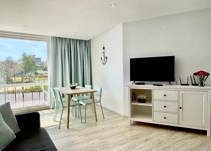 Апартамент Paradiso - Private Apartment-bsr-1 4*