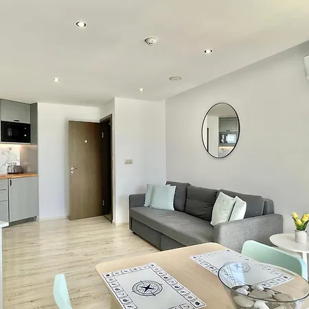 Апартамент Paradiso - Private Apartment-bsr-1 Несебър